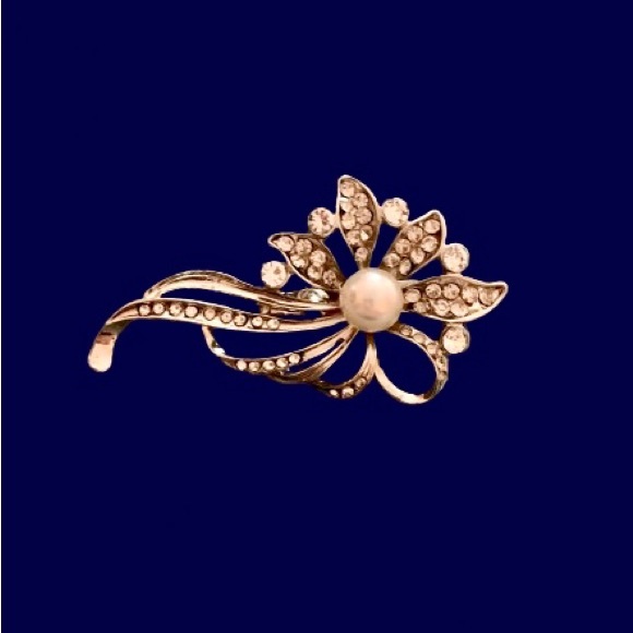Vintage Rhinestone and Pearl Brooch - Picture 1 of 5